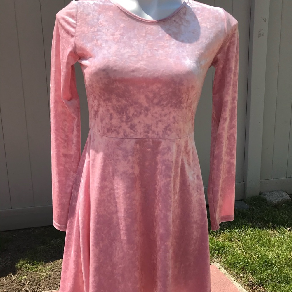 Girls pink velvet skater dress! Size 14